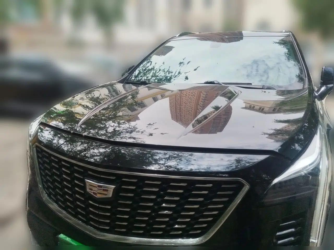 Cadillac XT4 2021 28T Two-Wheel Drive Luxury Version — миниатюра 2