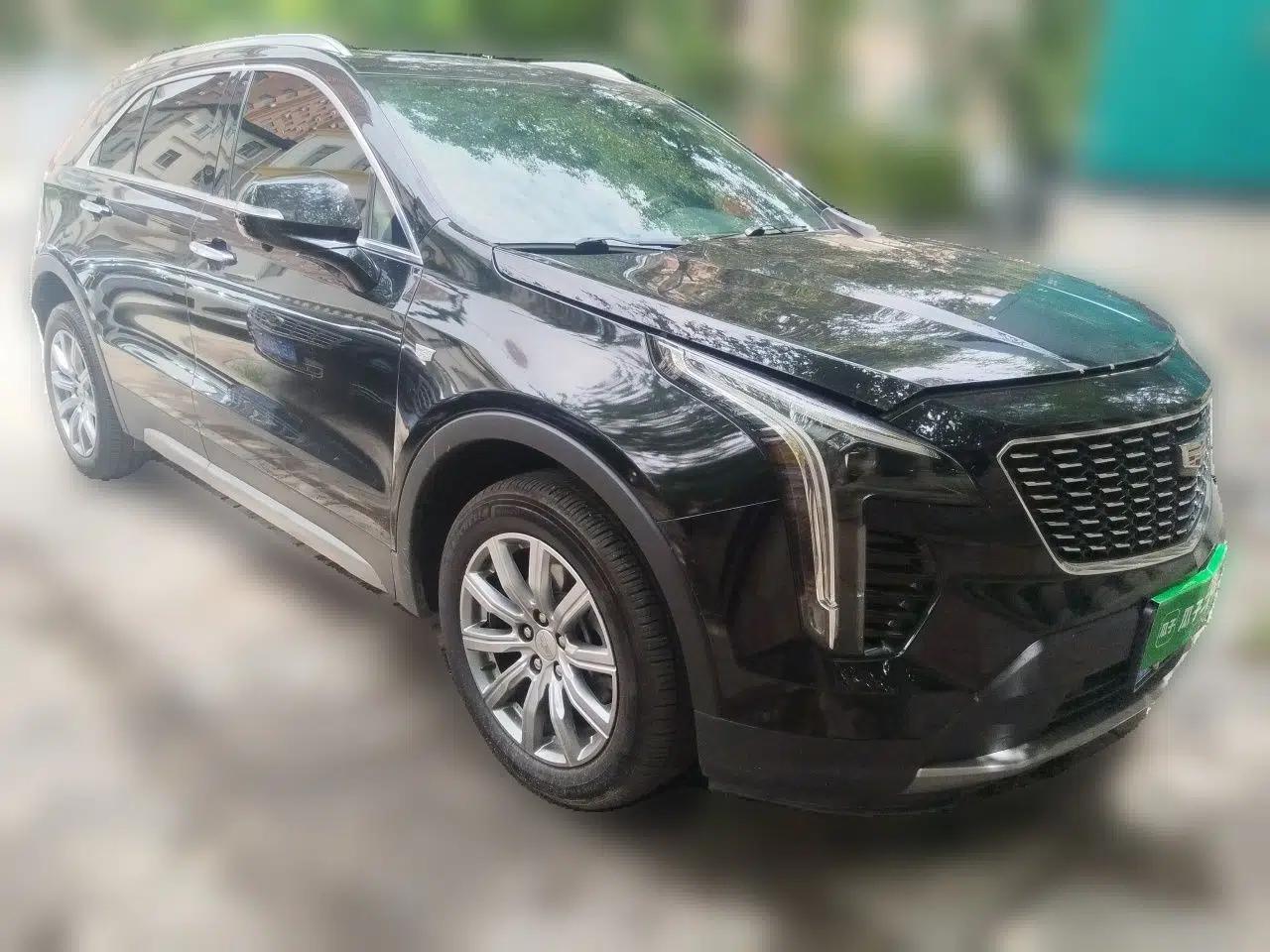 Cadillac XT4 2021 28T Two-Wheel Drive Luxury Version — миниатюра 3