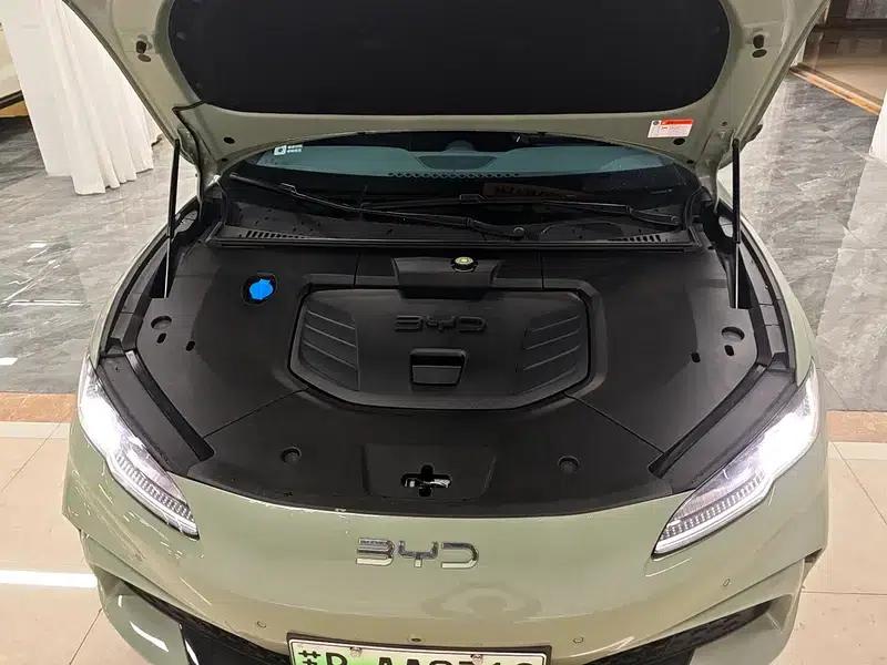 Seal 06GT 2025 Smart Drive Edition 505 2WD Wave Plus Edition — миниатюра 10