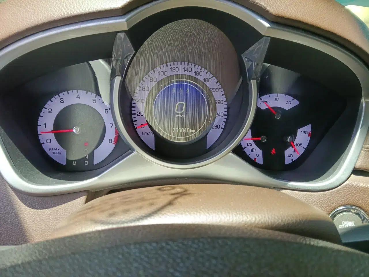 Cadillac SRX 2012 3.0L Luxury Model — миниатюра 12