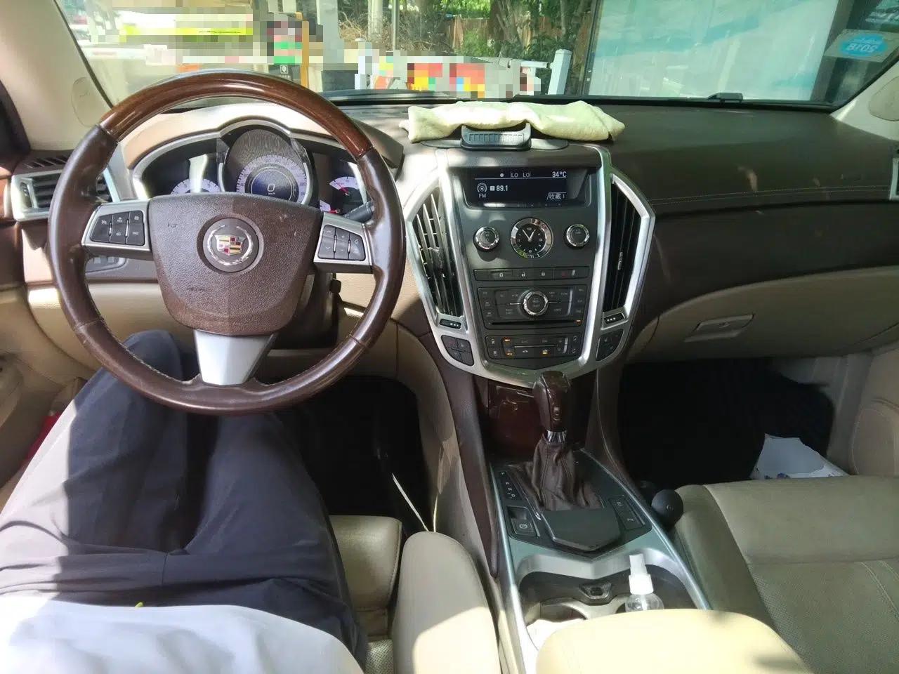Cadillac SRX 2012 3.0L Luxury Model — миниатюра 9