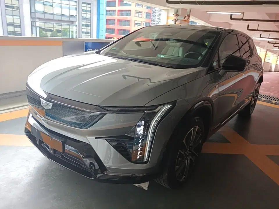 Cadillac OPTIQ 2024 Four-Wheel Drive Long-Range Version — миниатюра 1