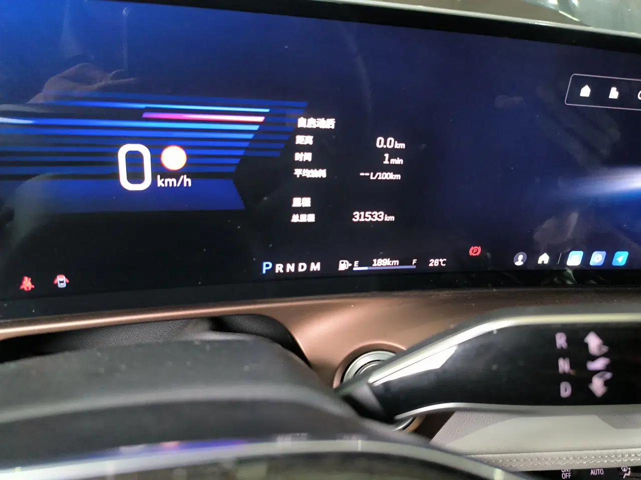Cadillac GT4 2023 25T Fashion Edition — миниатюра 12