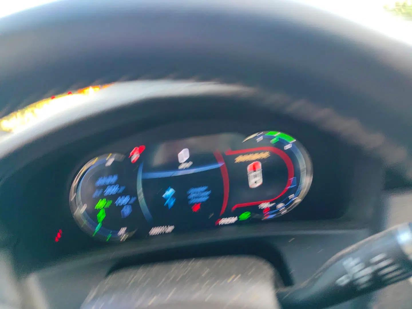 Cadillac CT6 PLUG-IN 2017 30E Elite Version — миниатюра 11