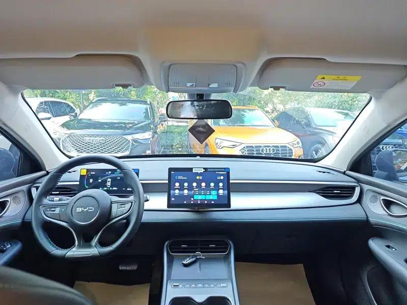 Seal 05DM 2026 DM-i 128KM Luxury Edition — миниатюра 12