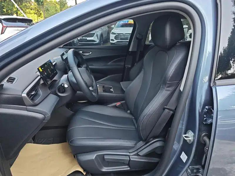 Seal 05DM 2026 DM-i 128KM Luxury Edition — миниатюра 16