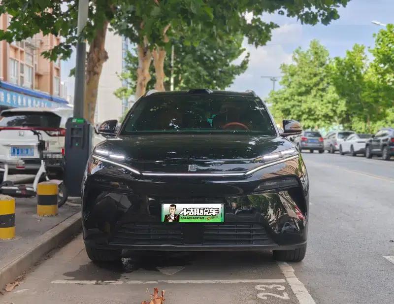 Tang L DM 2025 DM-i 215KM Two-Wheel Drive LiDAR Flagship Model — миниатюра 2