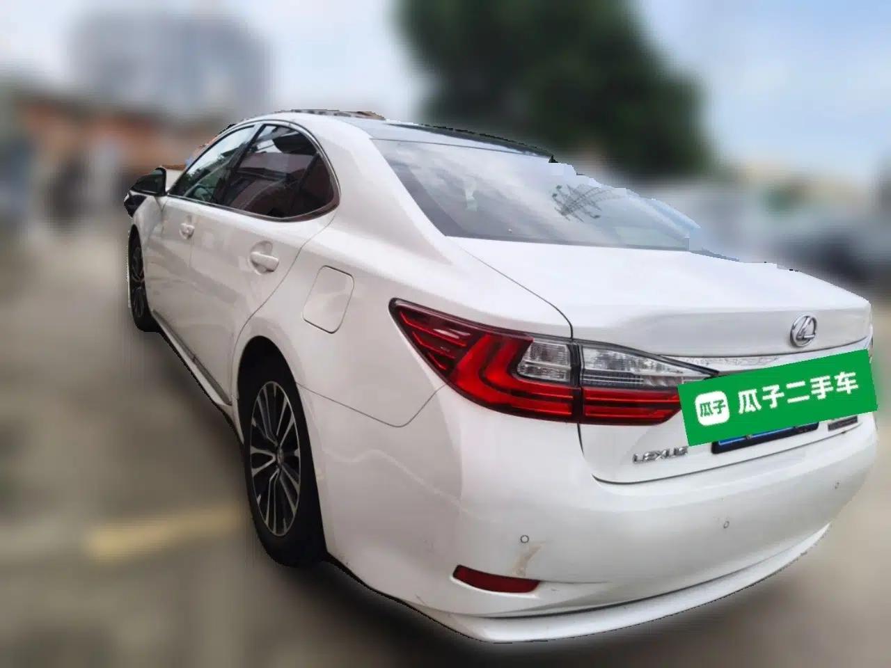 Lexus ES 2015 250 Elegant Edition — миниатюра 4