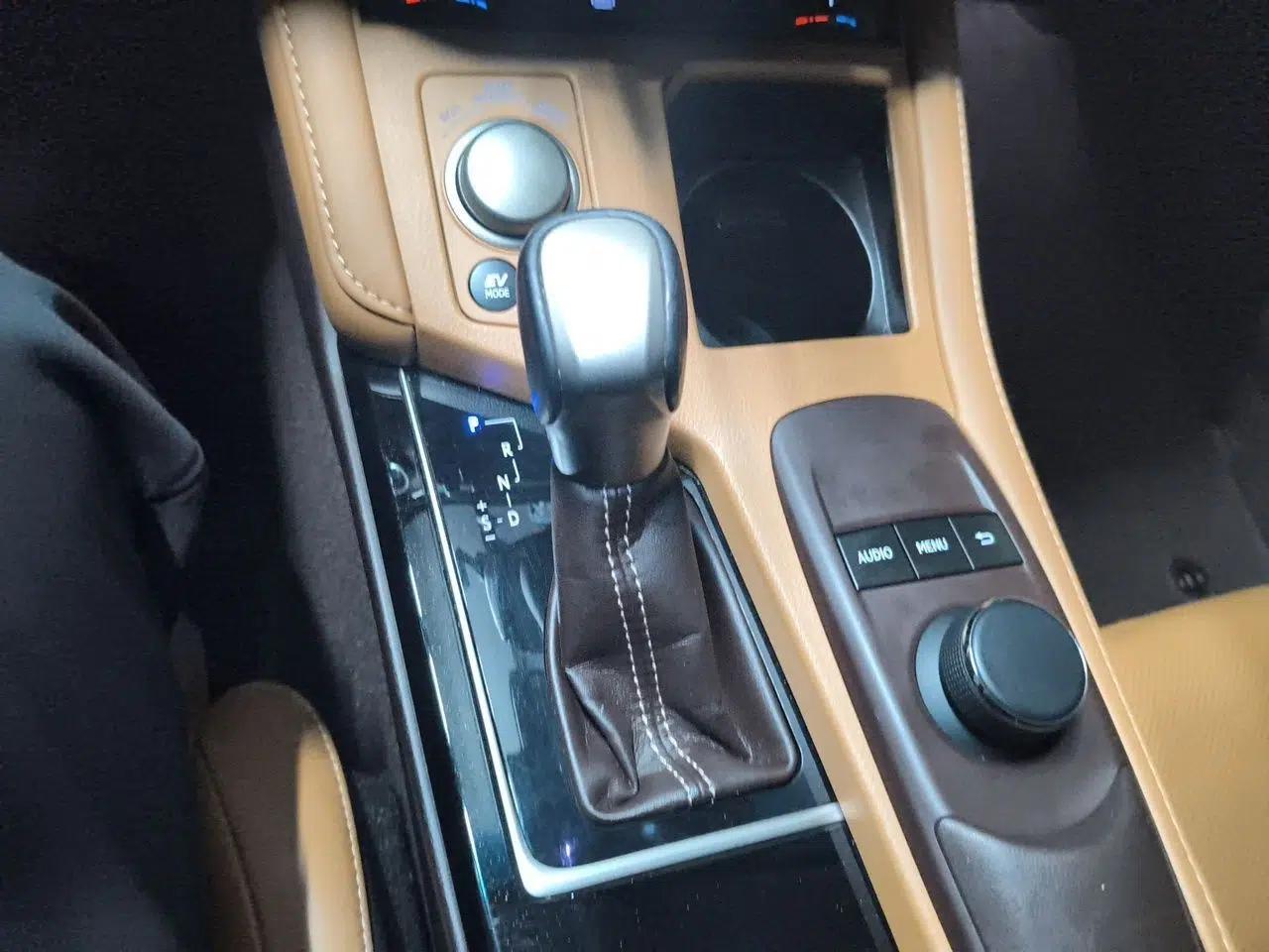 Lexus ES 2015 300h Luxury Edition — миниатюра 13