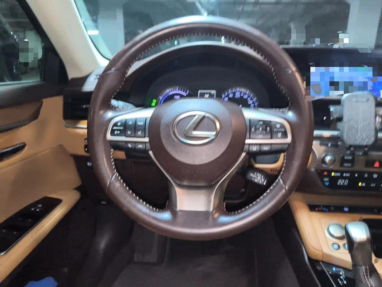 Lexus ES 2015 300h Luxury Edition — миниатюра 9