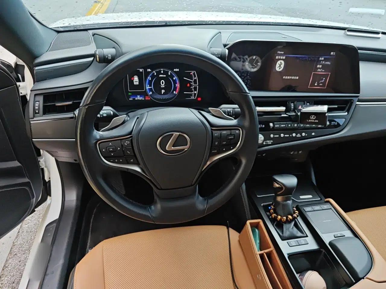 Lexus ES 2021 200 Excellence Edition — миниатюра 10