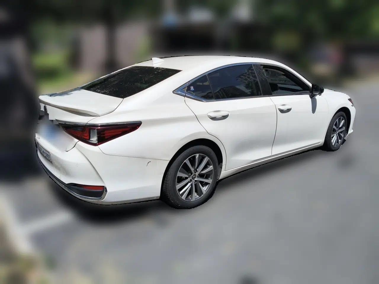 Lexus ES 2021 200 Excellence Edition — миниатюра 6