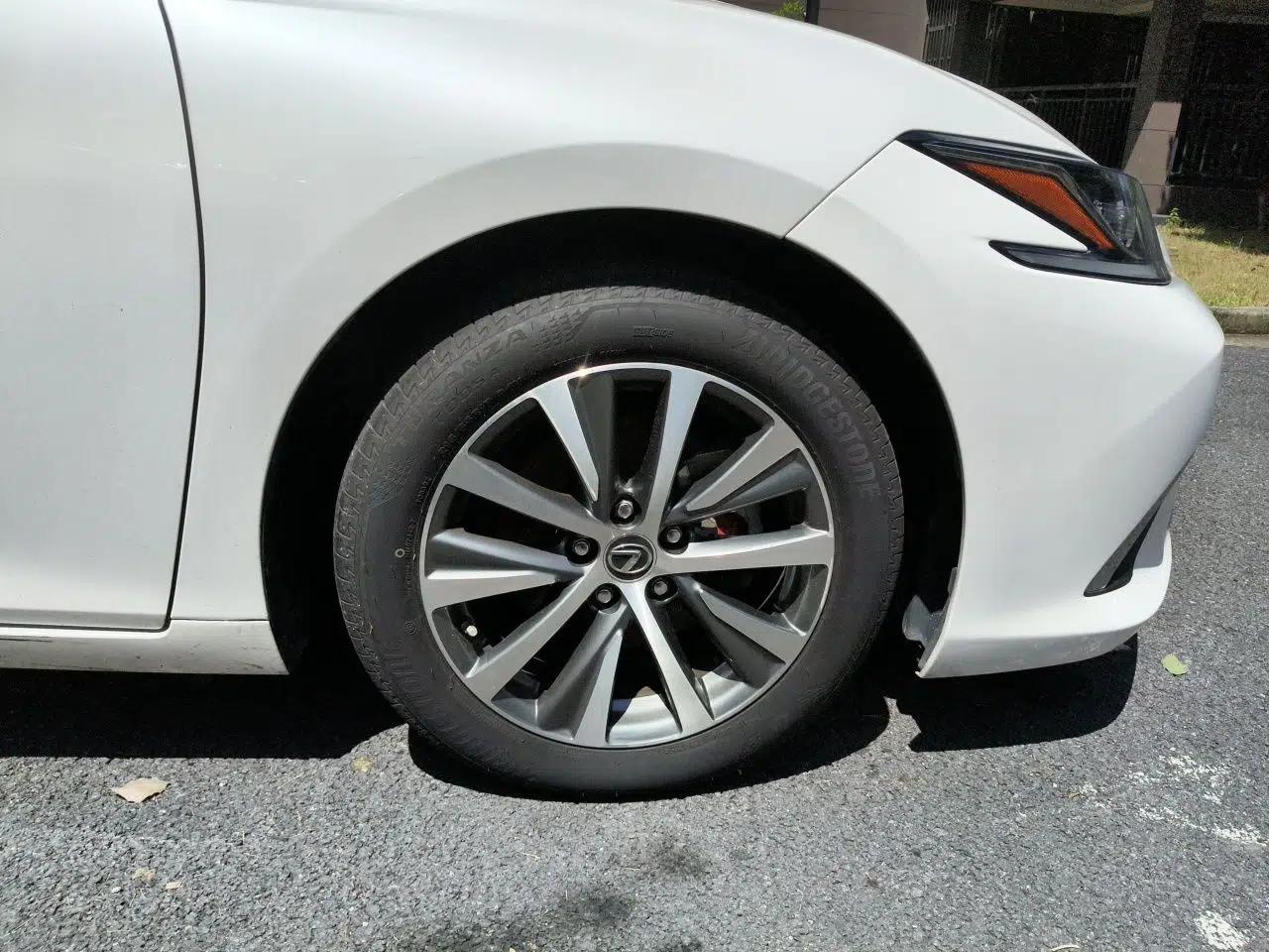 Lexus ES 2021 200 Excellence Edition — миниатюра 8