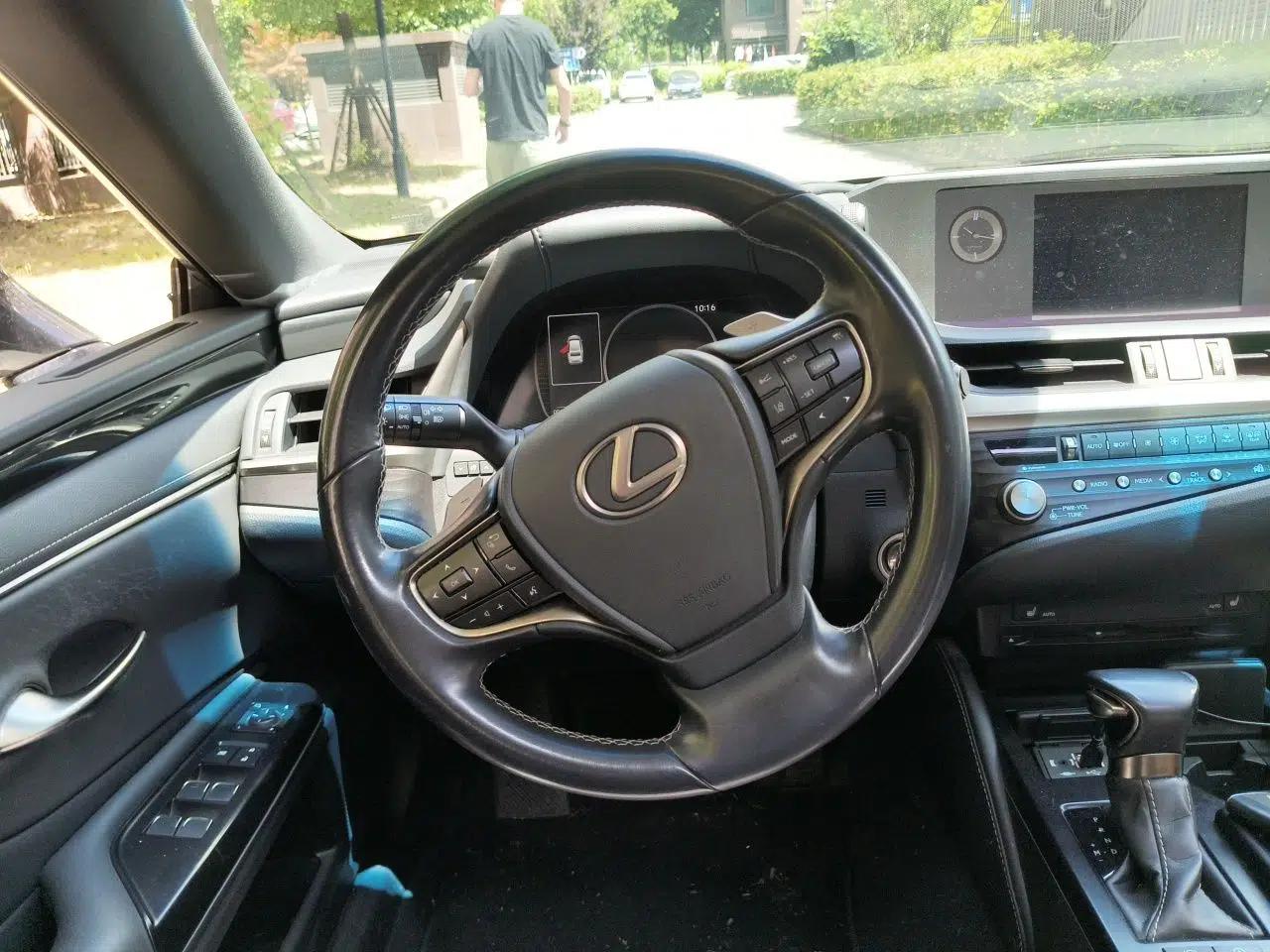 Lexus ES 2021 200 Excellence Edition — миниатюра 10