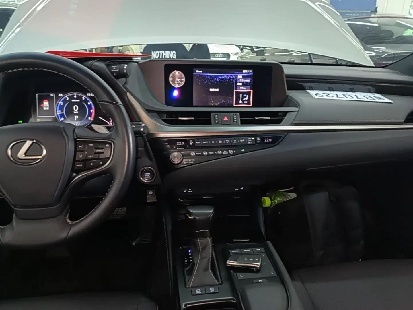 Lexus ES 2020 200 Excellence Edition — миниатюра 20