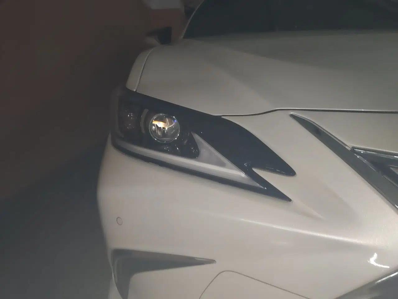 Lexus ES 2021 200 Excellence Edition — миниатюра 7