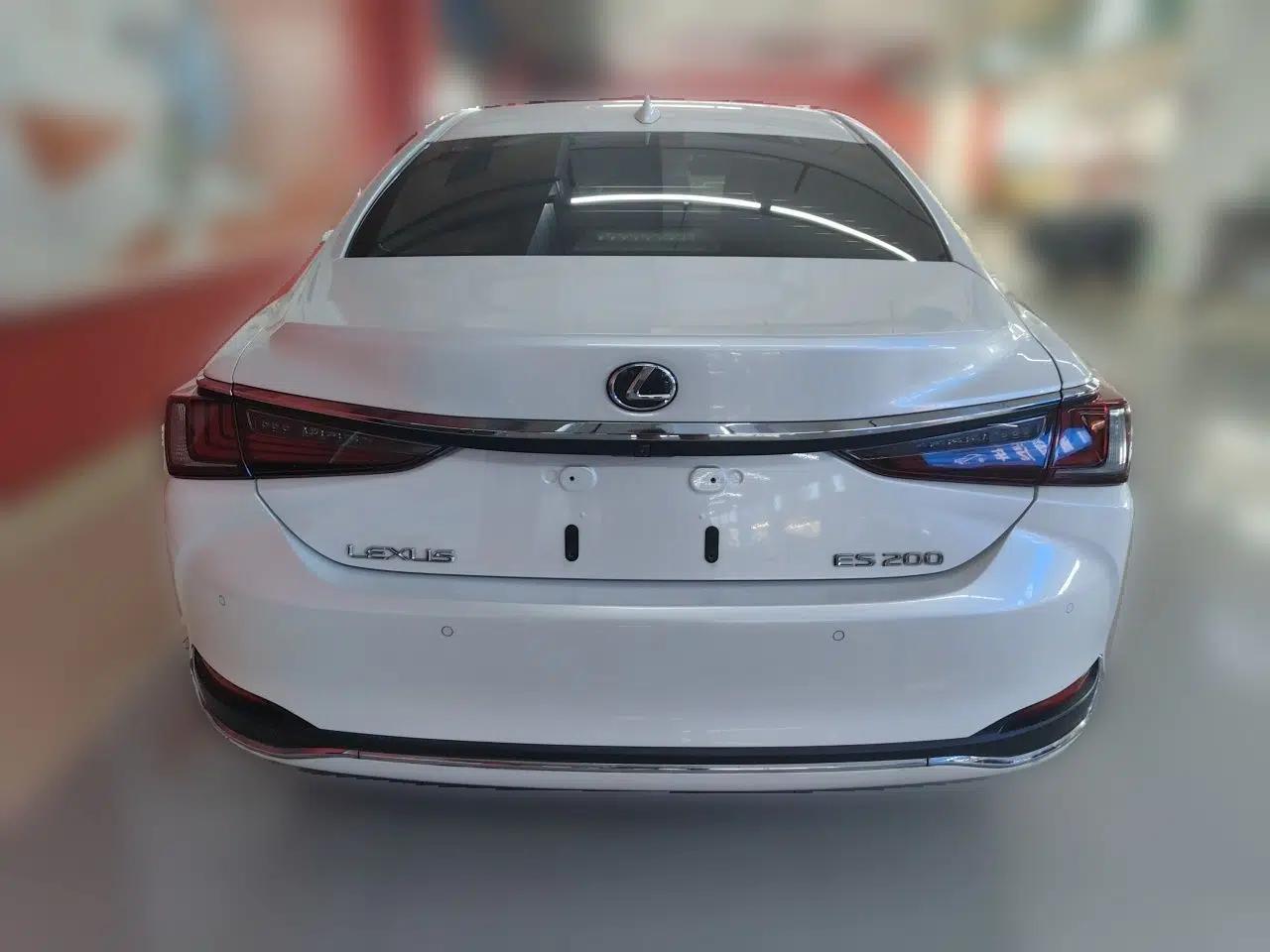 Lexus ES 2020 200 Excellence Edition — миниатюра 5