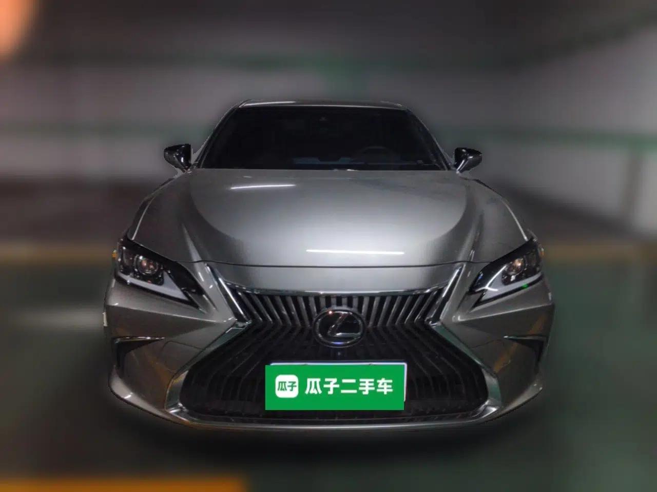 Lexus ES 2020 260 Excellence Edition — миниатюра 2