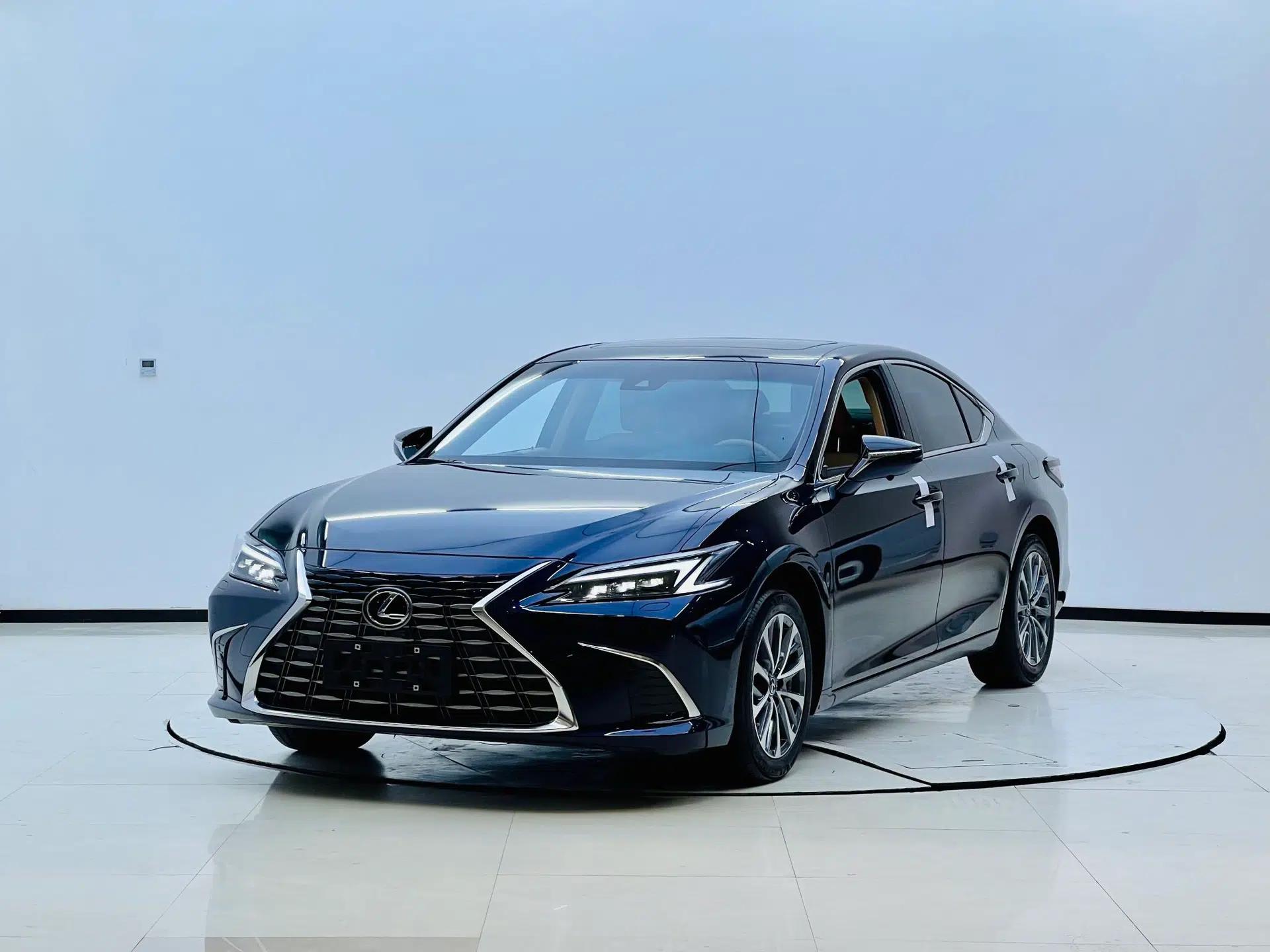 Lexus ES 2025 200 Premium Edition — миниатюра 1