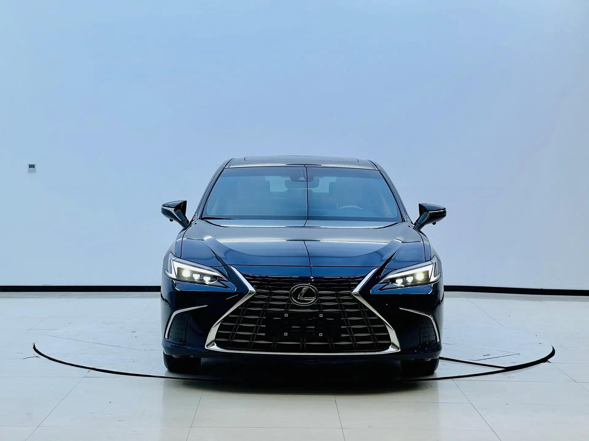 Lexus ES 2025 200 Premium Edition — миниатюра 2
