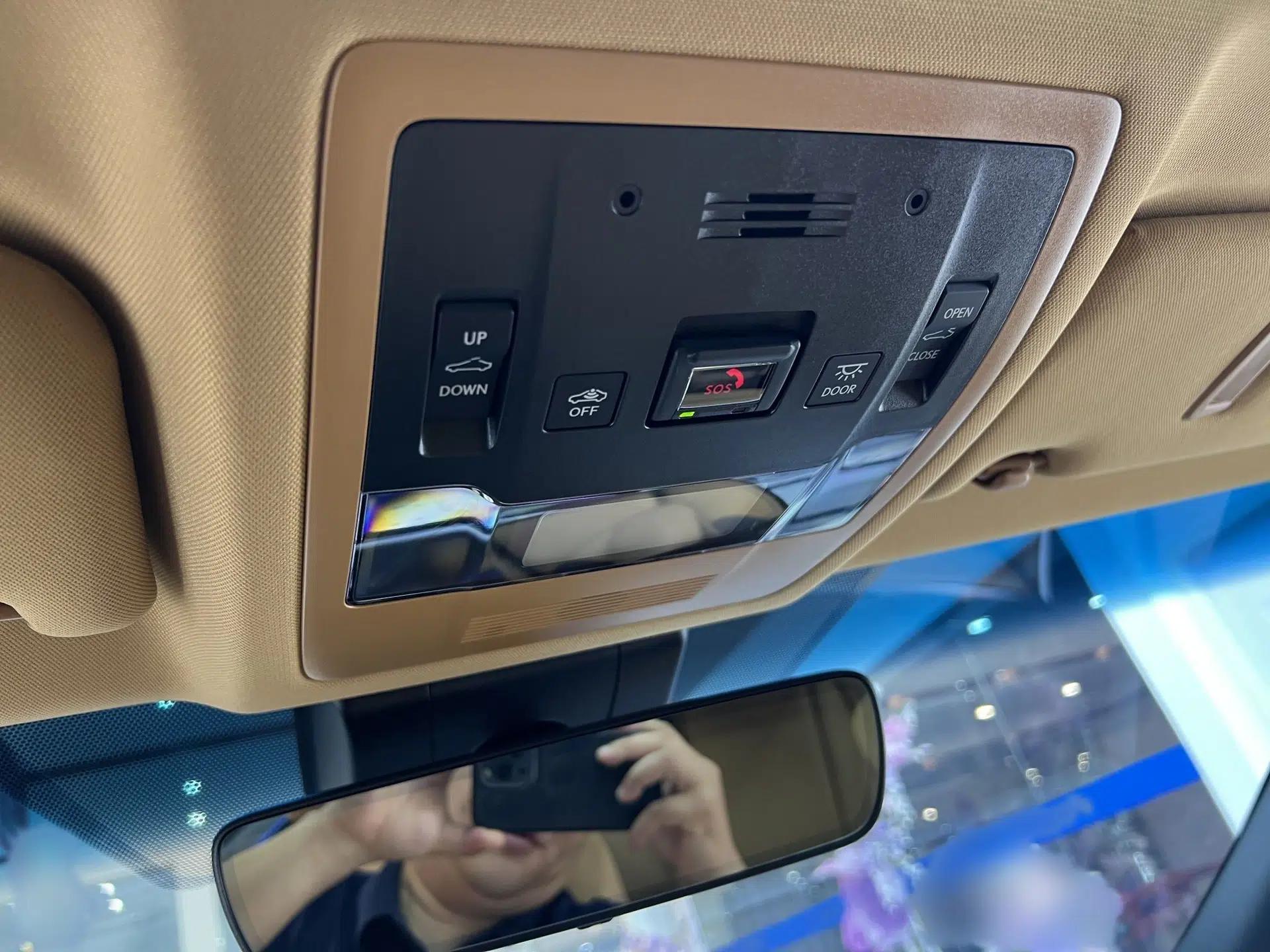 Lexus ES 2025 200 Premium Edition — миниатюра 17
