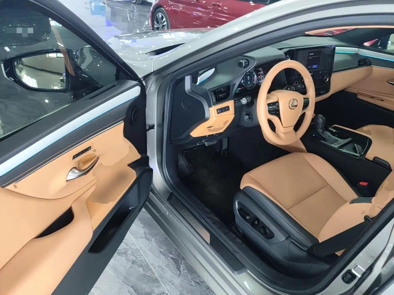 Lexus ES 2025 200 Premium Edition — миниатюра 18
