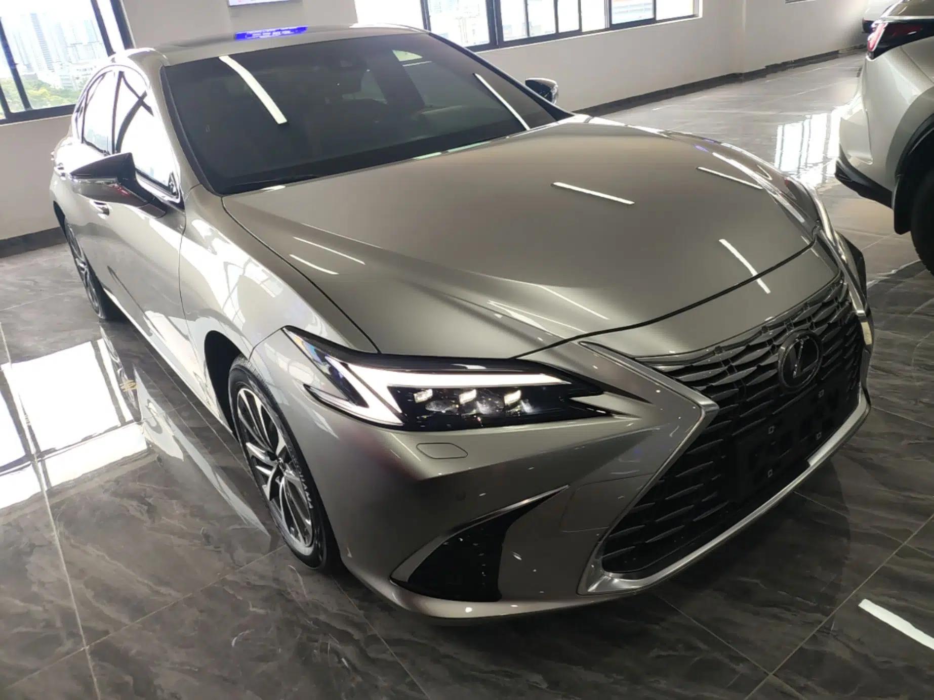 Lexus ES 2025 200 Premium Edition — миниатюра 3