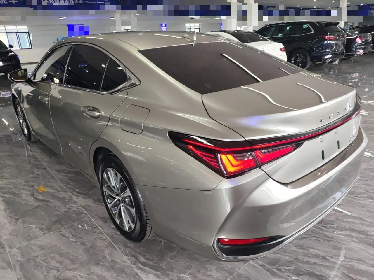 Lexus ES 2025 200 Premium Edition — миниатюра 4