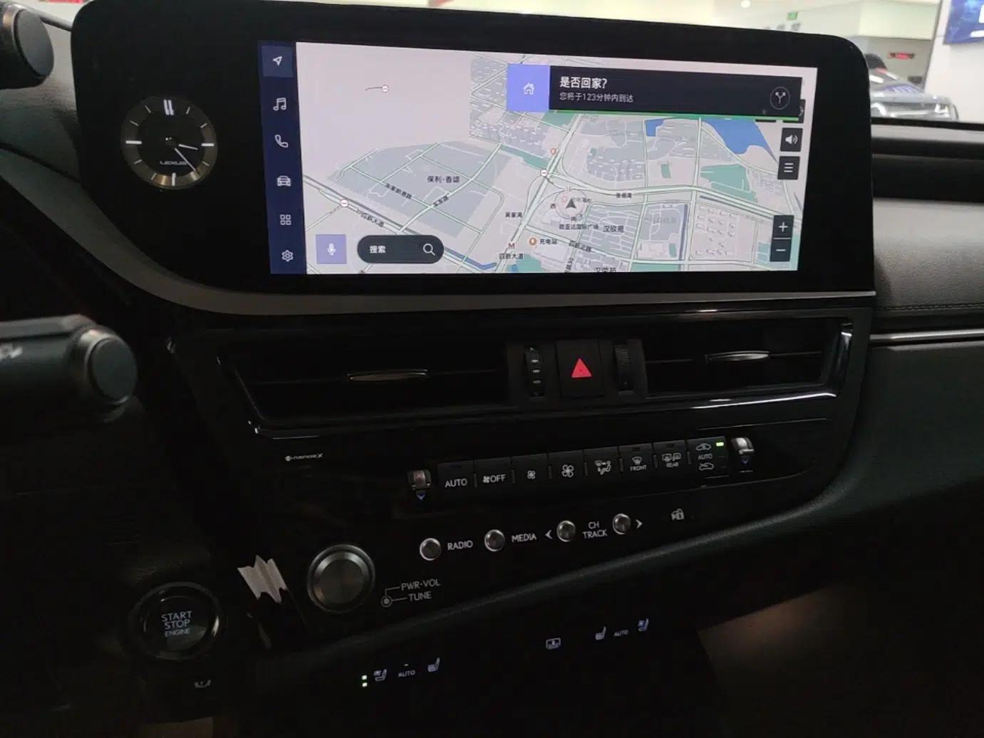 Lexus ES 2024 200 Premium Edition — миниатюра 15