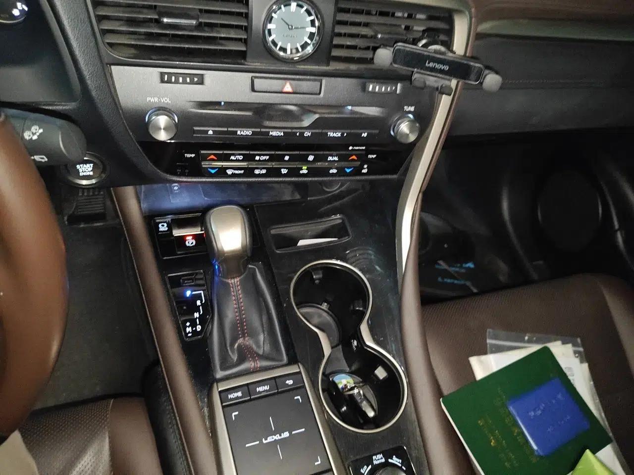 Lexus RX 2020 300 Two-Wheel Drive Comfort Edition China VI Standard — миниатюра 18