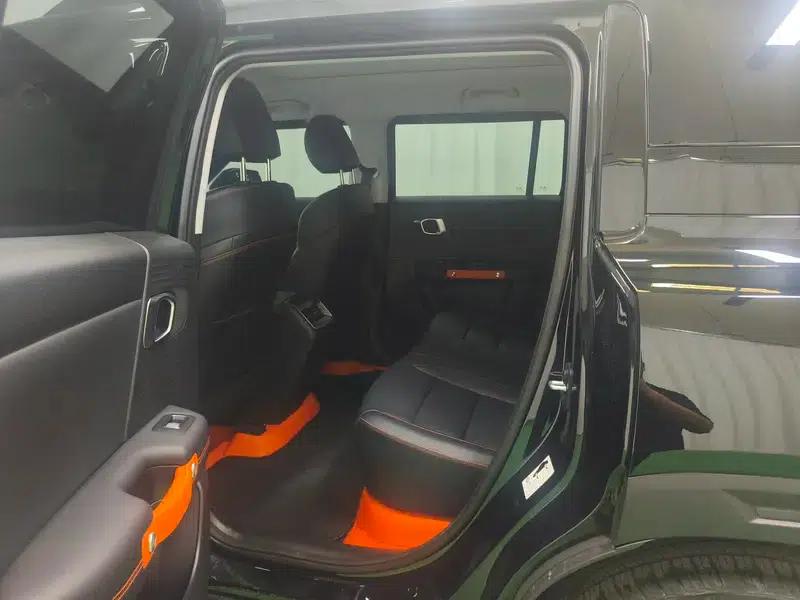 Beijing BJ30 2026 Traveler 1.5T DCT Advanced Edition — миниатюра 18