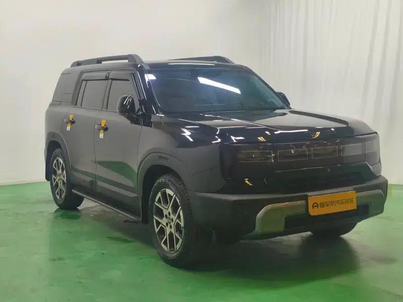 Beijing BJ30 2026 Traveler 1.5T DCT Advanced Edition — миниатюра 3