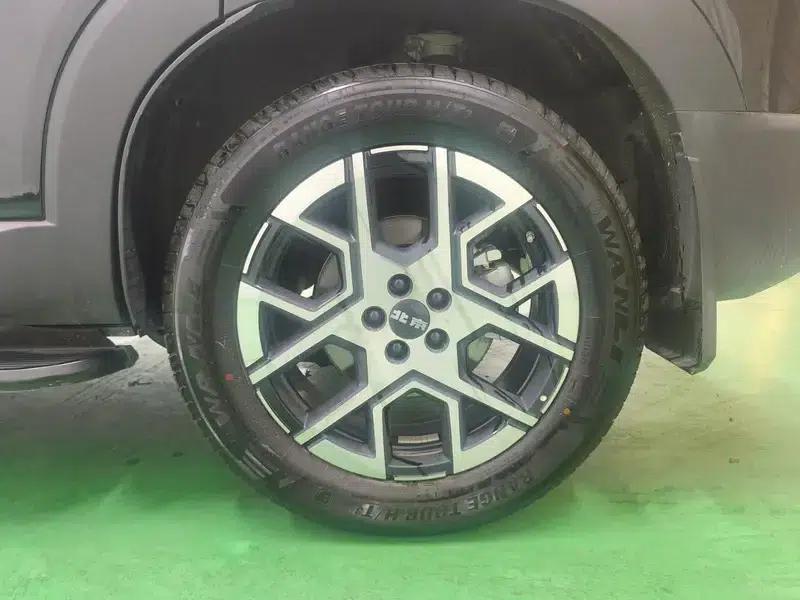 Beijing BJ30 2026 Traveler 1.5T DCT Advanced Edition — миниатюра 9