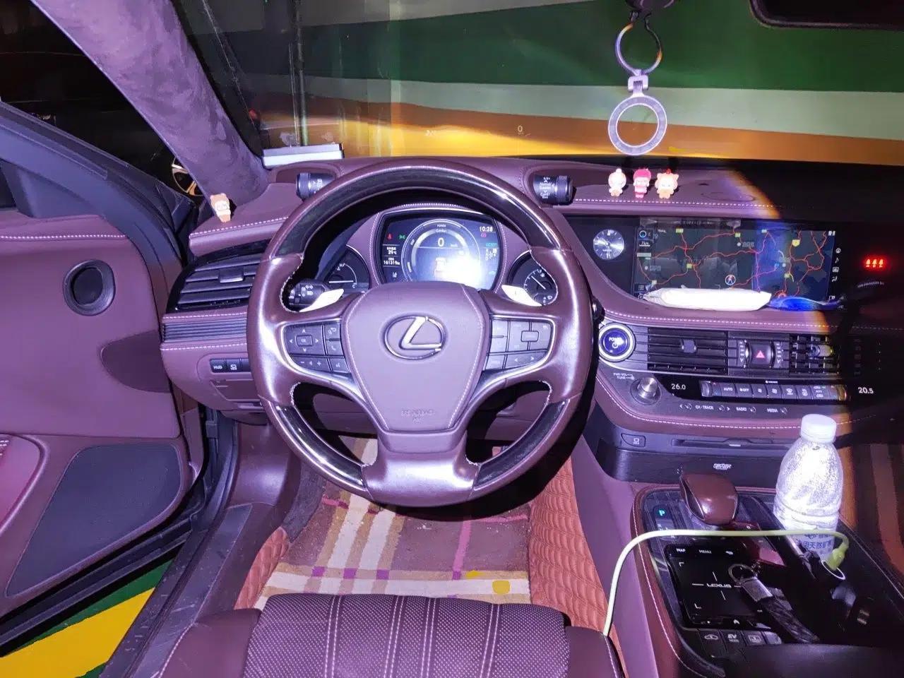 Lexus LS 2018 500h Luxury Edition China V Standard — миниатюра 10