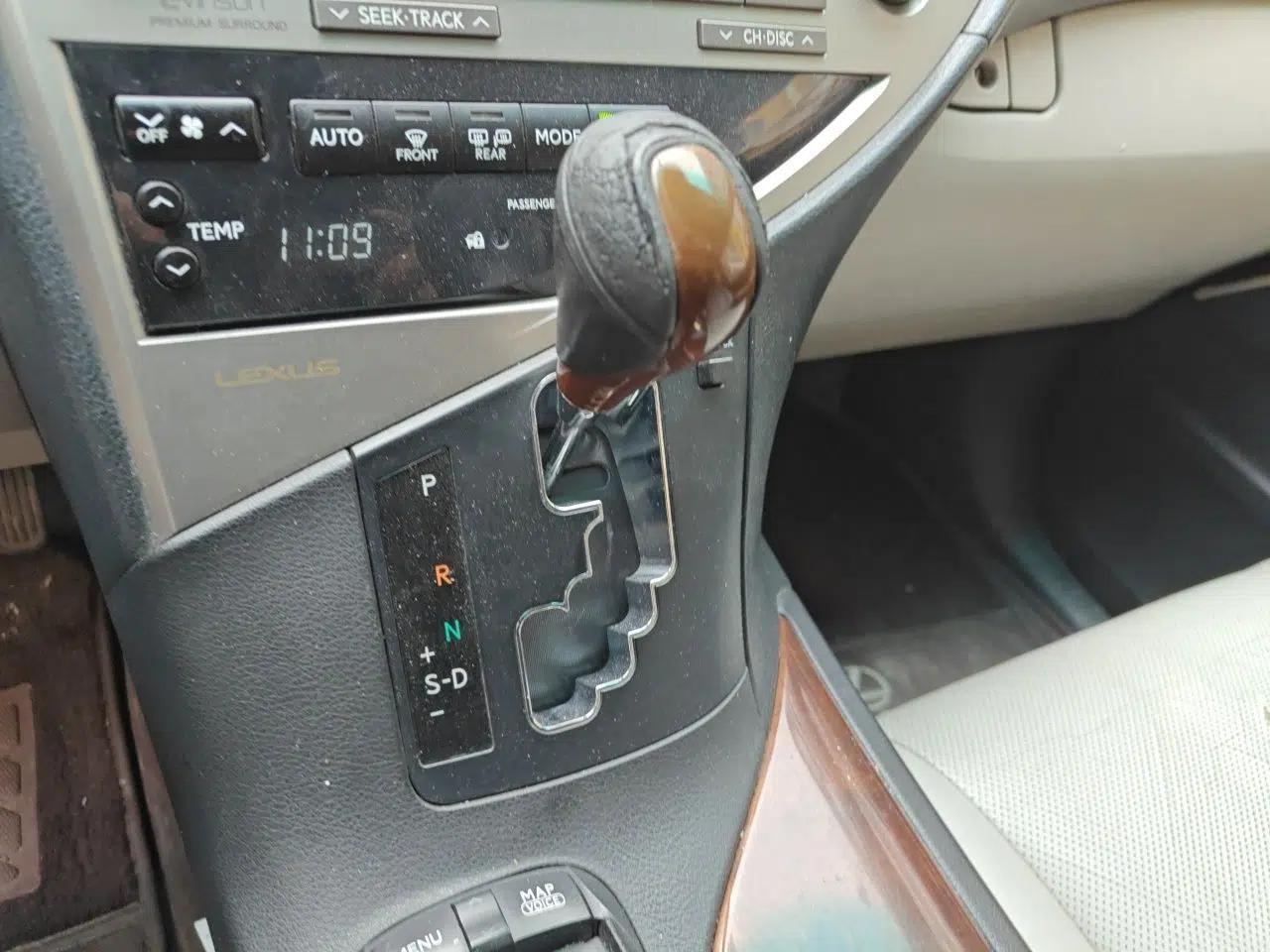 Lexus RX Classic 2009 450h — миниатюра 14