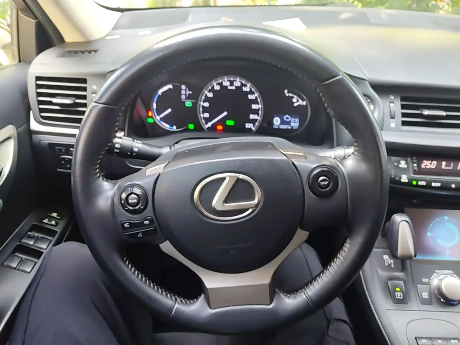 Lexus CT 2014 CT200h Elite Edition Monochrome — миниатюра 18