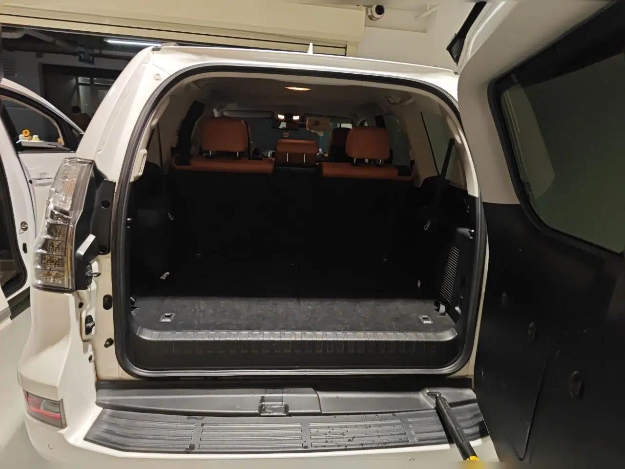 Lexus GX 2014 400 Deluxe Edition — миниатюра 19