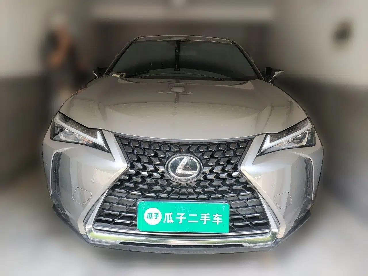 Lexus UX 2020 200 Special Edition — миниатюра 2