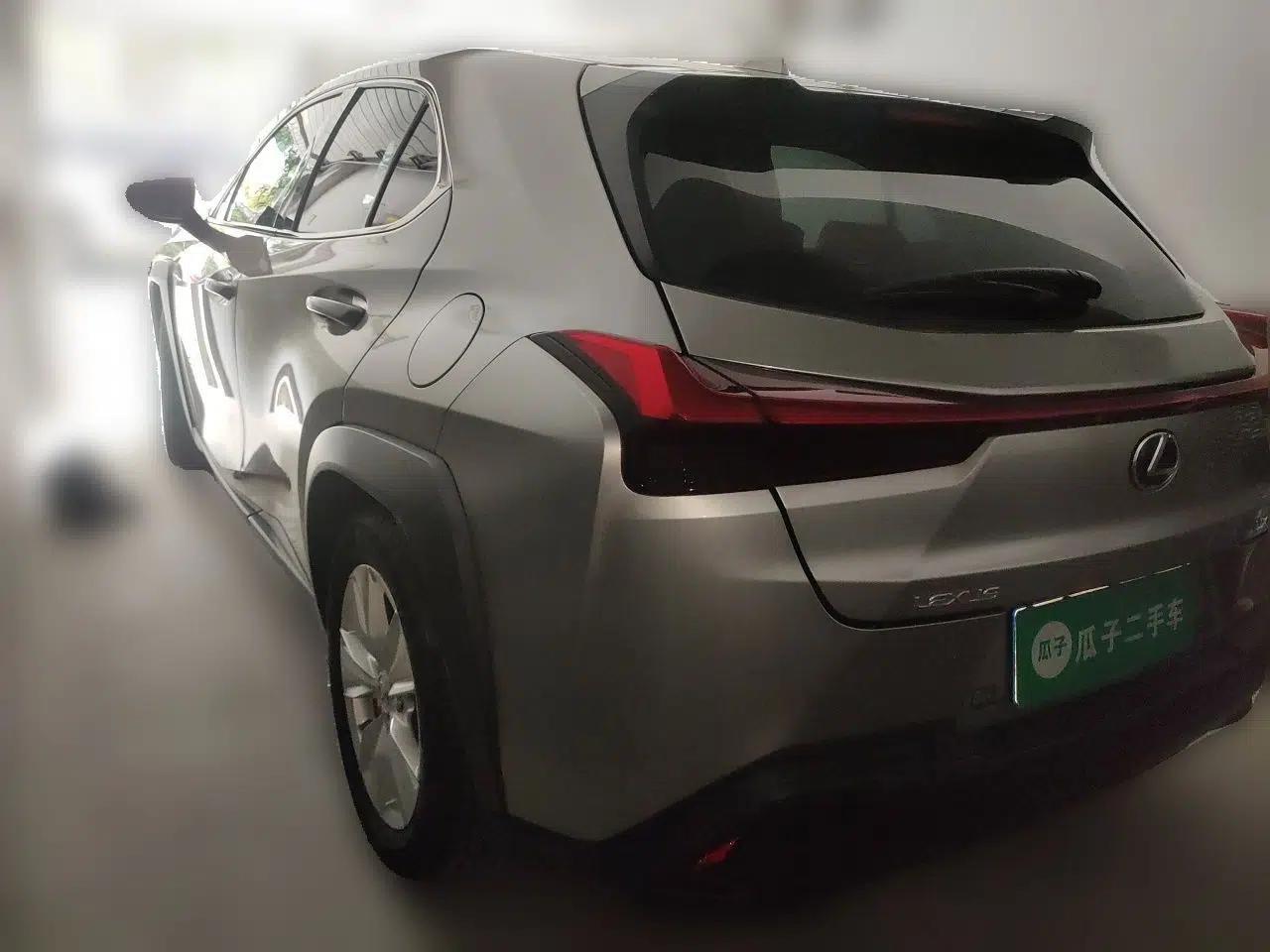 Lexus UX 2020 200 Special Edition — миниатюра 4