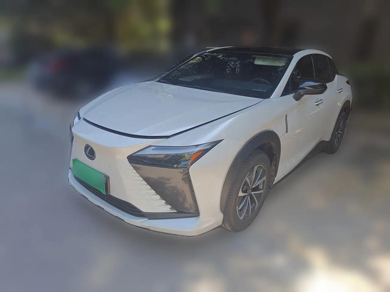 Lexus RZ 2023 450e All-Wheel Drive Luxury Edition — миниатюра 1