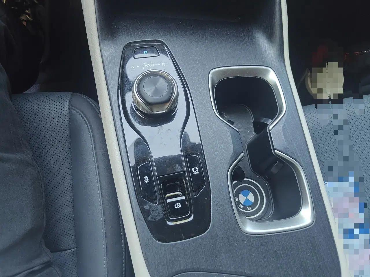 Lexus RZ 2023 450e All-Wheel Drive Luxury Edition — миниатюра 14