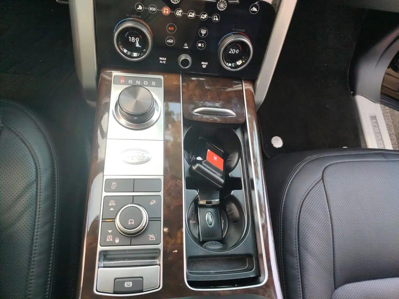 Land Rover Range 2021 3.0 L6 Century Extended Classic Edition — миниатюра 14