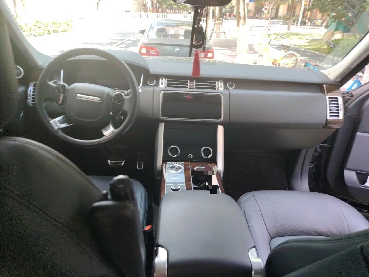 Land Rover Range 2021 3.0 L6 Century Extended Classic Edition — миниатюра 9