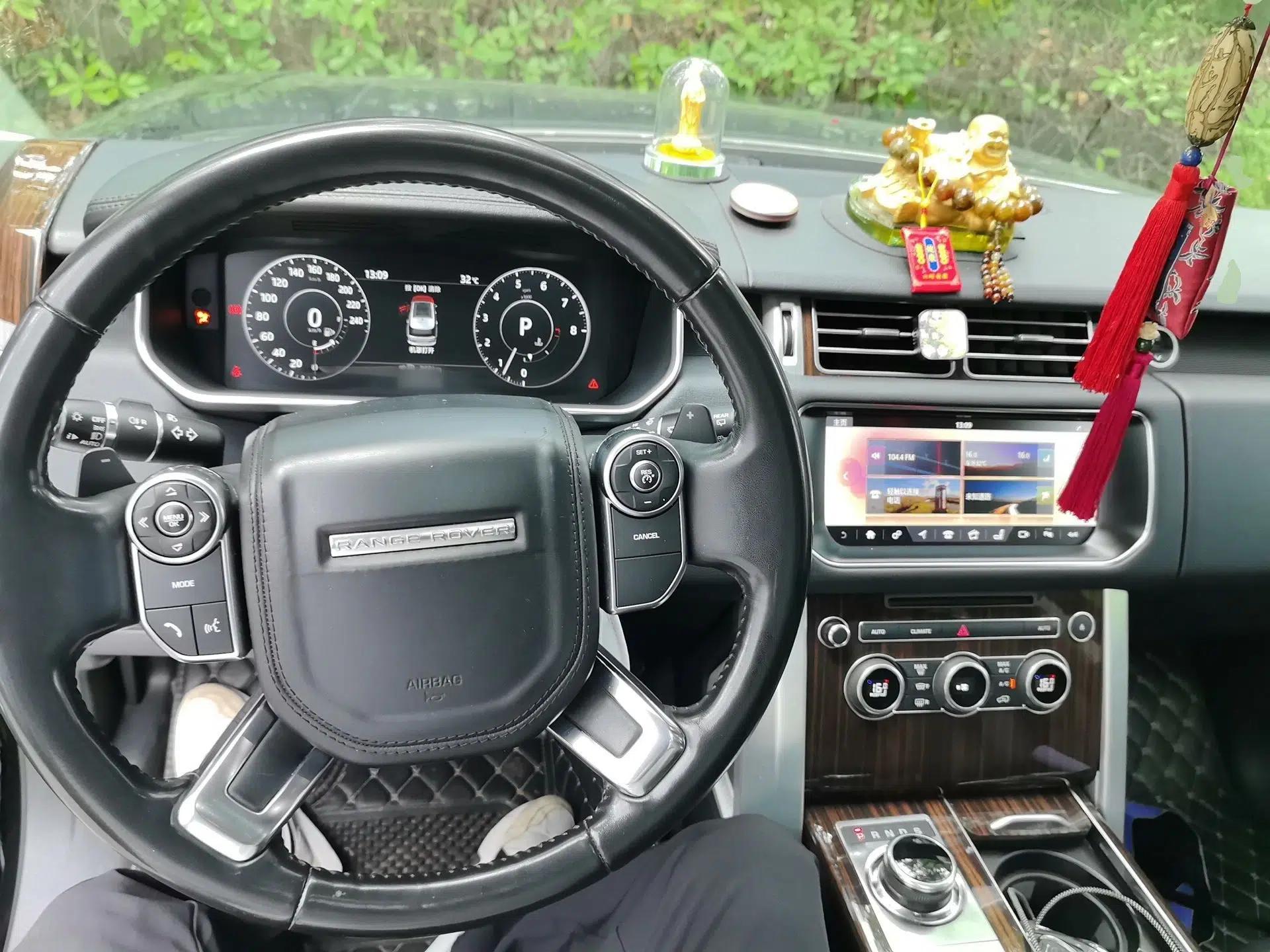 Land Rover Range 2017 3.0 SC V6 Vogue — миниатюра 9