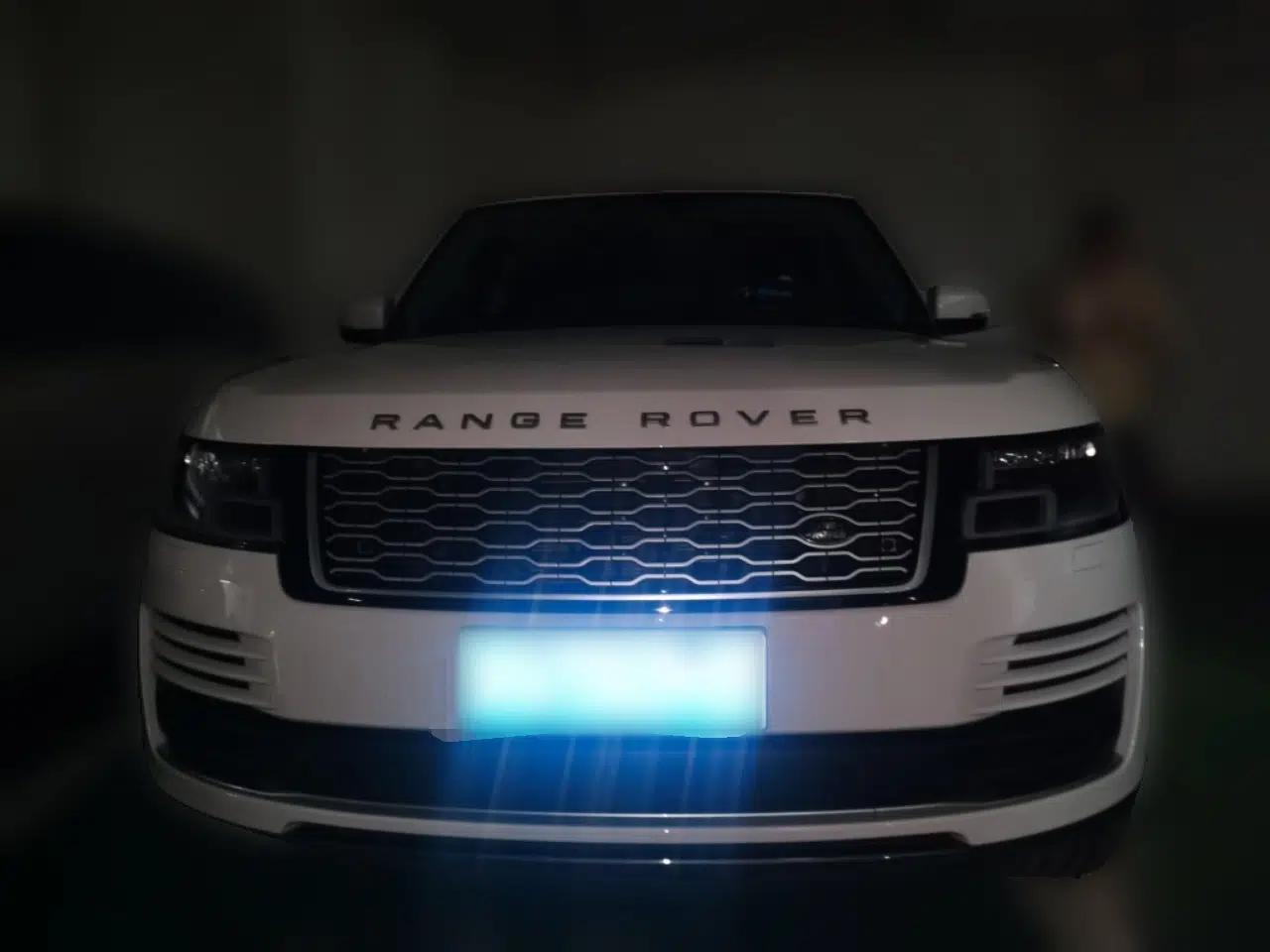 Land Rover Range 2020 3.0 L6 Legacy Edition — миниатюра 2