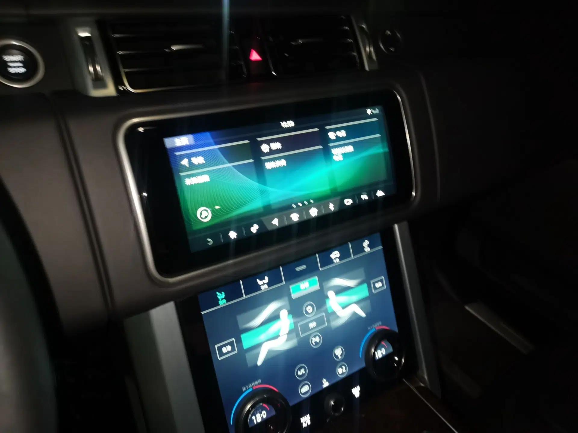 Land Rover Range 2020 3.0 L6 Legacy Edition — миниатюра 13