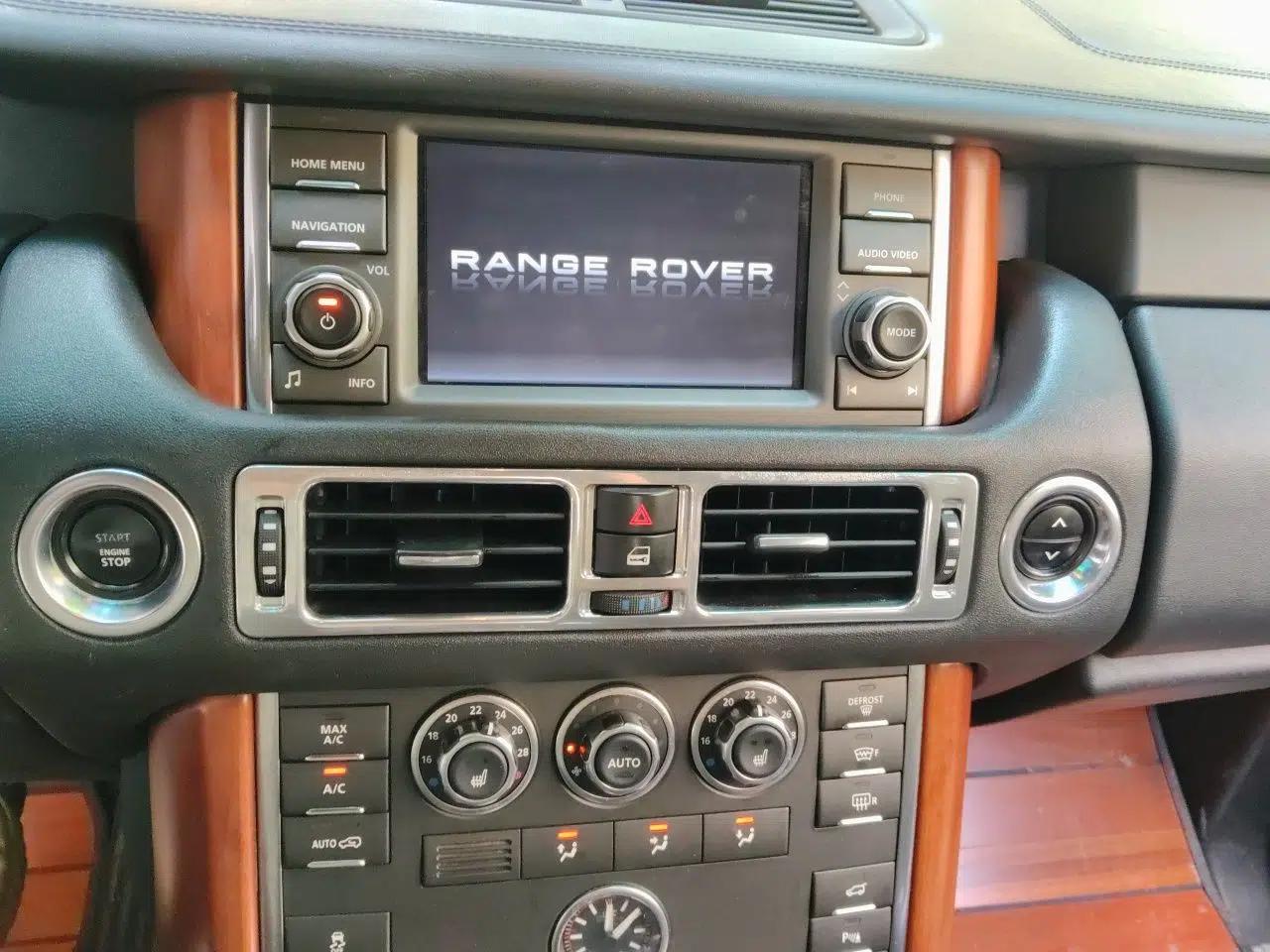 Land Rover Range 2012 5.0 NA V8 — миниатюра 13