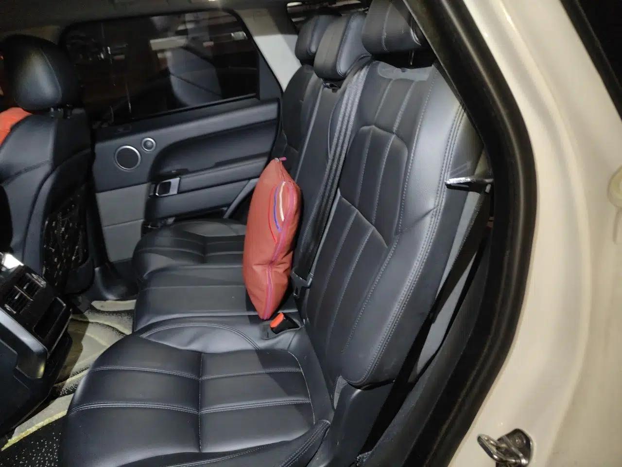 Land Rover Range Sport 3.0T diesel, 5 seats, automatic transmission — миниатюра 17