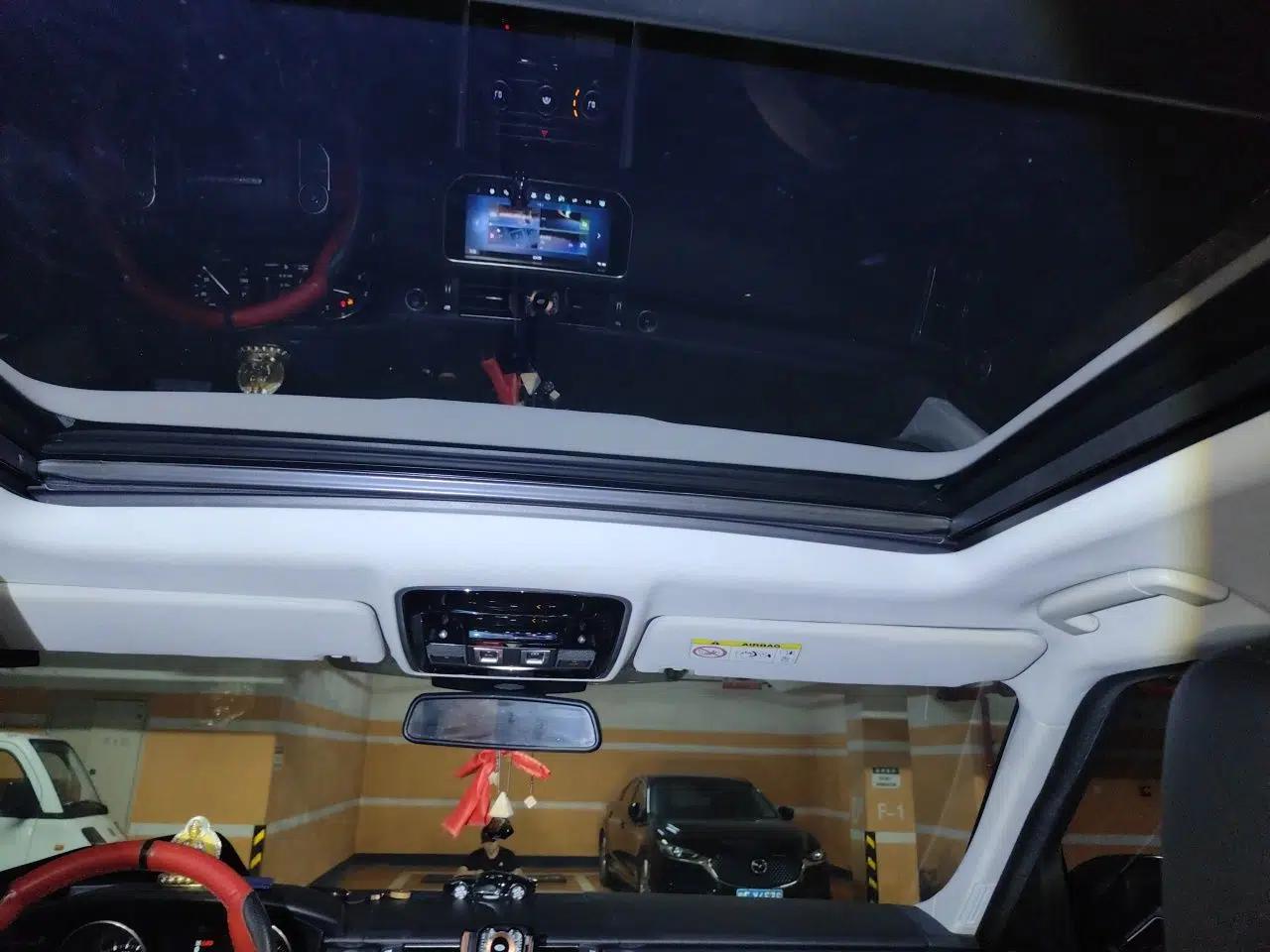 Land Rover Range Sport 3.0T diesel, 5 seats, automatic transmission — миниатюра 18