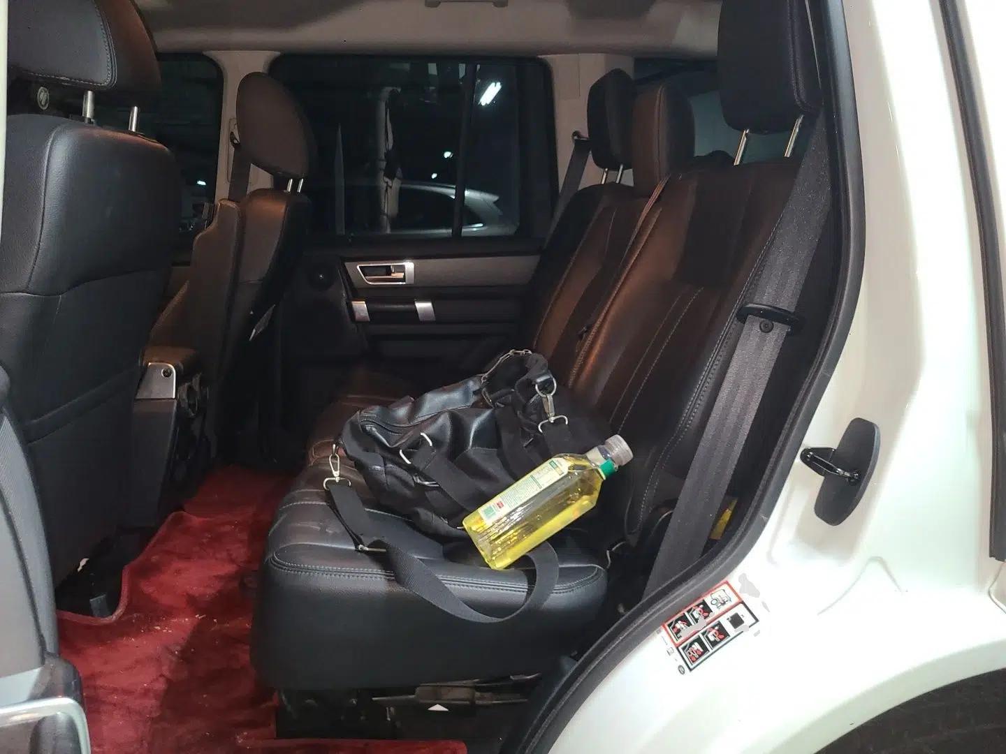 Land Rover Discovery 2016 3.0 SC V6 SE — миниатюра 17